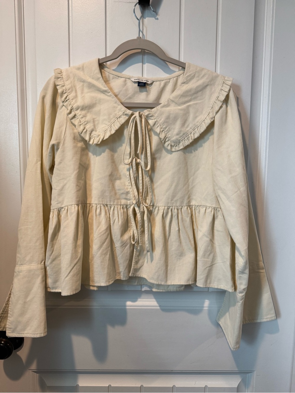 American Eagle Outfitters Cream Ruffle Tie-Front Peasant Blouse